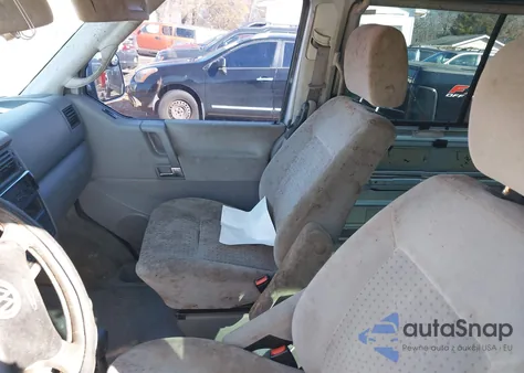 2003 Volkswagen Eurovan Gls from USA, damaged, VIN WV2KB47063H000964